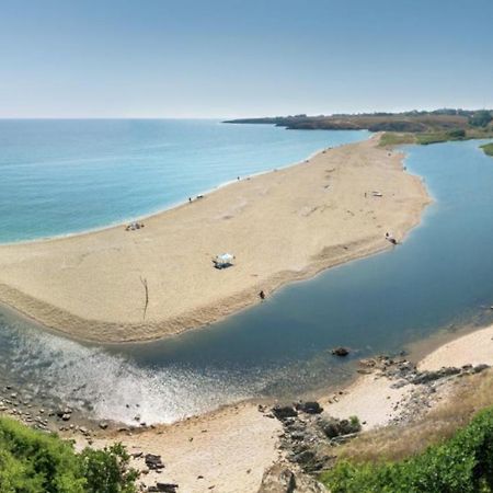 Kъща За Гости Липите Hotel Sinemoretz Bagian luar foto