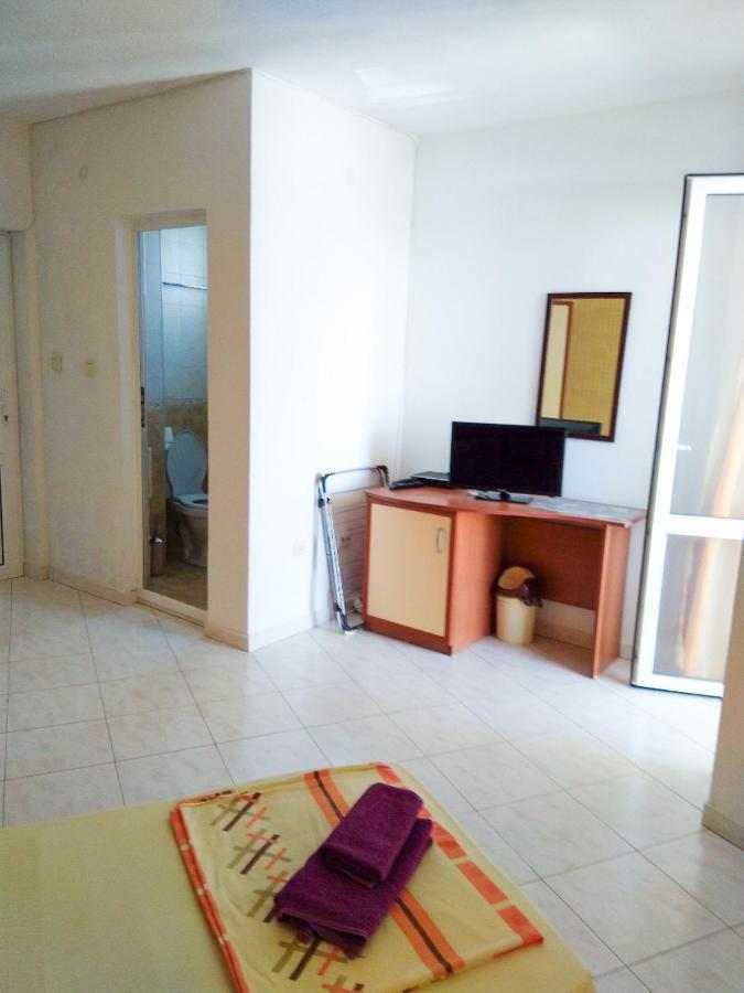 Kъща За Гости Липите Hotel Sinemoretz Bagian luar foto