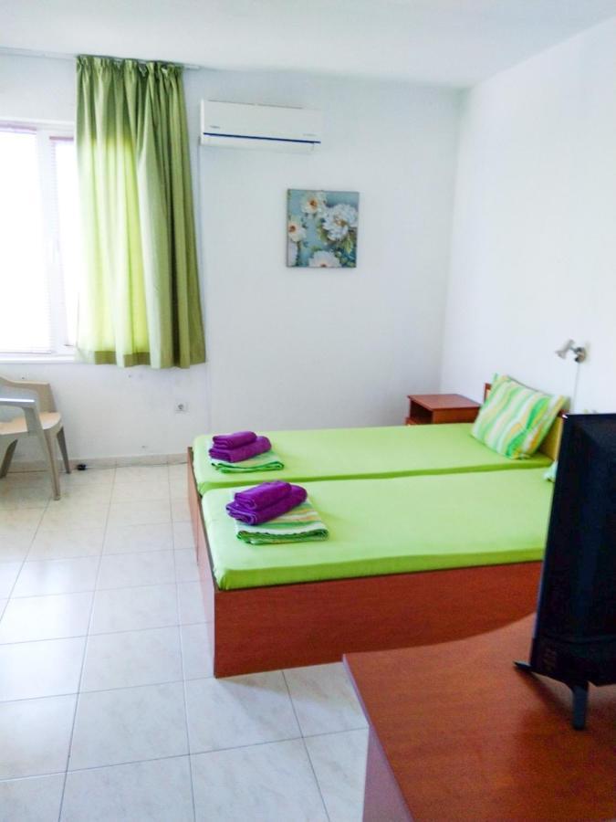 Kъща За Гости Липите Hotel Sinemoretz Bagian luar foto